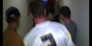 Blowjob gay college athlete jizzed on hands - video 1