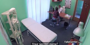 Teen gal got her pussy banged by doctor