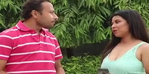 Lustful Indian girl cheats on hubby with other men