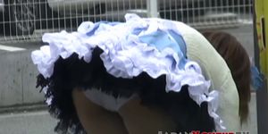JAPAN VOYEUR TV - Asian teen dressed up for hidden camera in public (Holiday Season)