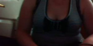 Hot Chubby Show Titts und Pussy vor der Webcam