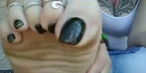 Wild tattooed slut enjoys wearing toe rings on her incredible feet