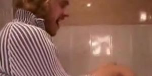 Russian teens screw in the bathroom