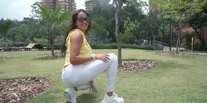Cameron Bell Latina Asses In Colombian Street