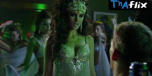 Frankie Shaw Sexy Scene  in Blue Mountain State