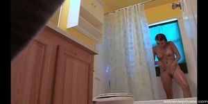 Stepsis Shaves Her Pussy In The Shower
