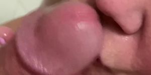 TRY NOT TO CUM TO CLOSEUP SHOWER BLOWJOB!