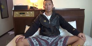 Asian twink cums tugging - video 1