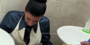 PISSING IN ACTION - Classy euro pisses before getting facialized