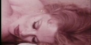Two hot lesbian sluts and a double ended dildo in vintage sex scene (Lisa DeLeeuw)