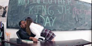 Teen Melissa fucks in class