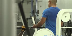 Amateur jocks assfucking while working out