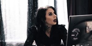Gothic babe Joanna Angel sizzling ANAL fuck