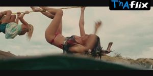 Kelly Brook Bikini Scene  in Piranha 3D
