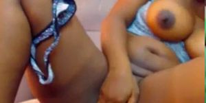 Colombian cam Play with her tight pussy