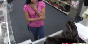Pink top Shopper gets her deal way too nice to refuse