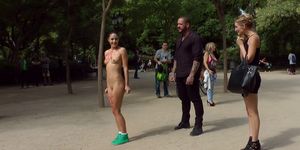 Naked brunette posing in public (Carolina Abril)