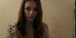 gorgeous tight teen shows off on cam