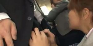 Showing blowjob off to the high school student in the bus(2)