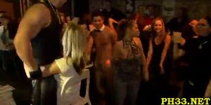 People are fucking allover the club - video 6