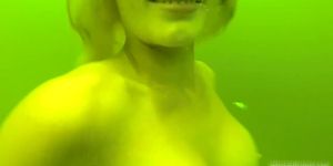 Nikki Freediving Underwater 1