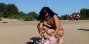 NUDIST VIDEO - New teen friends bound by the love of being nude - video 2