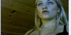 Webcam - Tess Swedish Girl Stripshow