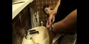 Teen taken by suprise in toilet