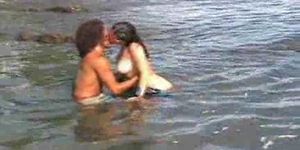 ניקי פריץ הארדקור BJ וסקס על חוף קוסטה ריקה (Nikki Fritz)