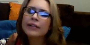 Voluptuous girl in nerdy glasses cums all over her toys (Blondie Anderson, amateur )