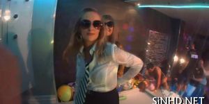 Raunchy und nasse Party - Video 11