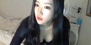 Korean Webcam Girl in Black