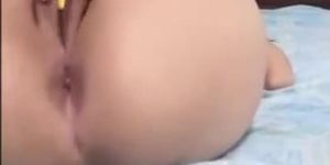 My friend sends me a video masturbating while on the phone with her bf