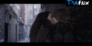 Rachel Weisz Lesbian Scene  in Disobedience