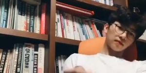 KOREAN CUTE GLASSES BOY - Tnaflix.com