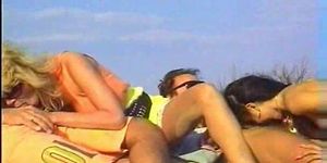 Swinger outdoor beach gang-bang ! Real public group sex !!! Part I