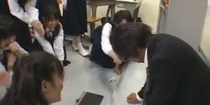 Asian students in the classroom are part1 - video 1