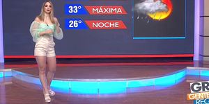 Ana Cecy González cameltoe en sexy minishort ajustado HD