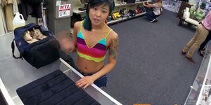 Asian teen pawnee deepthroating and fucking