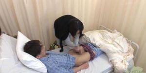 Japanese Aunt visits her nephew in the hospital (Tsukada Shiori)