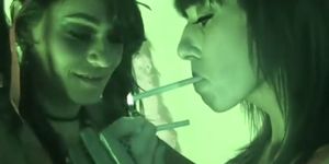 Charley Chase smoking lesbians