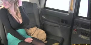 Butt fuck for beautiful hot blonde client in the taxi