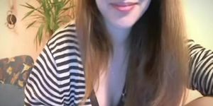 muriel  beautful  brunett girl masturbasting on cam