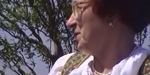 75 years old mother outdoor fucked