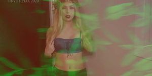 KS - Ivy (Poison Ivy, Ivy LeBelle)