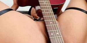 Masturbating with my guitar