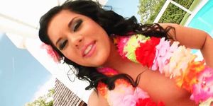 Stunning latina girl can handle two cocks at the same time