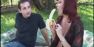 Red Head Mom Fucked By Boyfriend In The Park - keporn.com