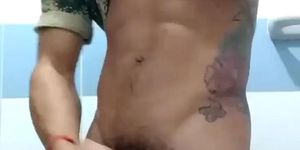 Muscle Hunk Teases Us With His Big Dick Before It Erupts