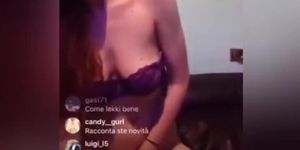 Giovane rossa italiana si masturba in diretta Instagram (DIALOGHI)